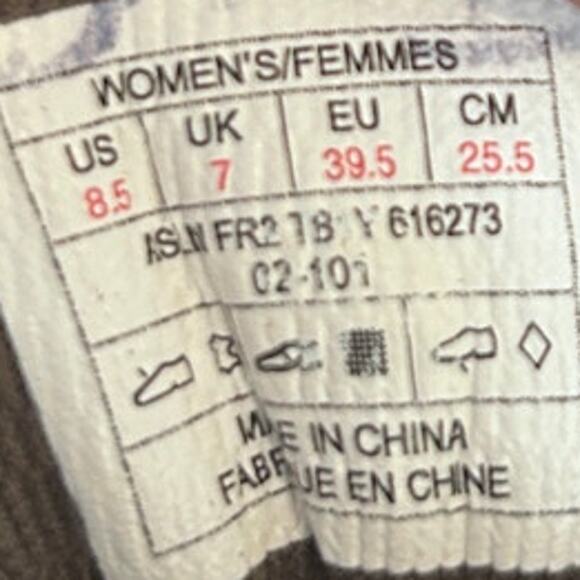 The North Face - Hydro Seal - Hiking Shoes - Brown - Women's - 8.5 - 616273 - Picture 9 of 9